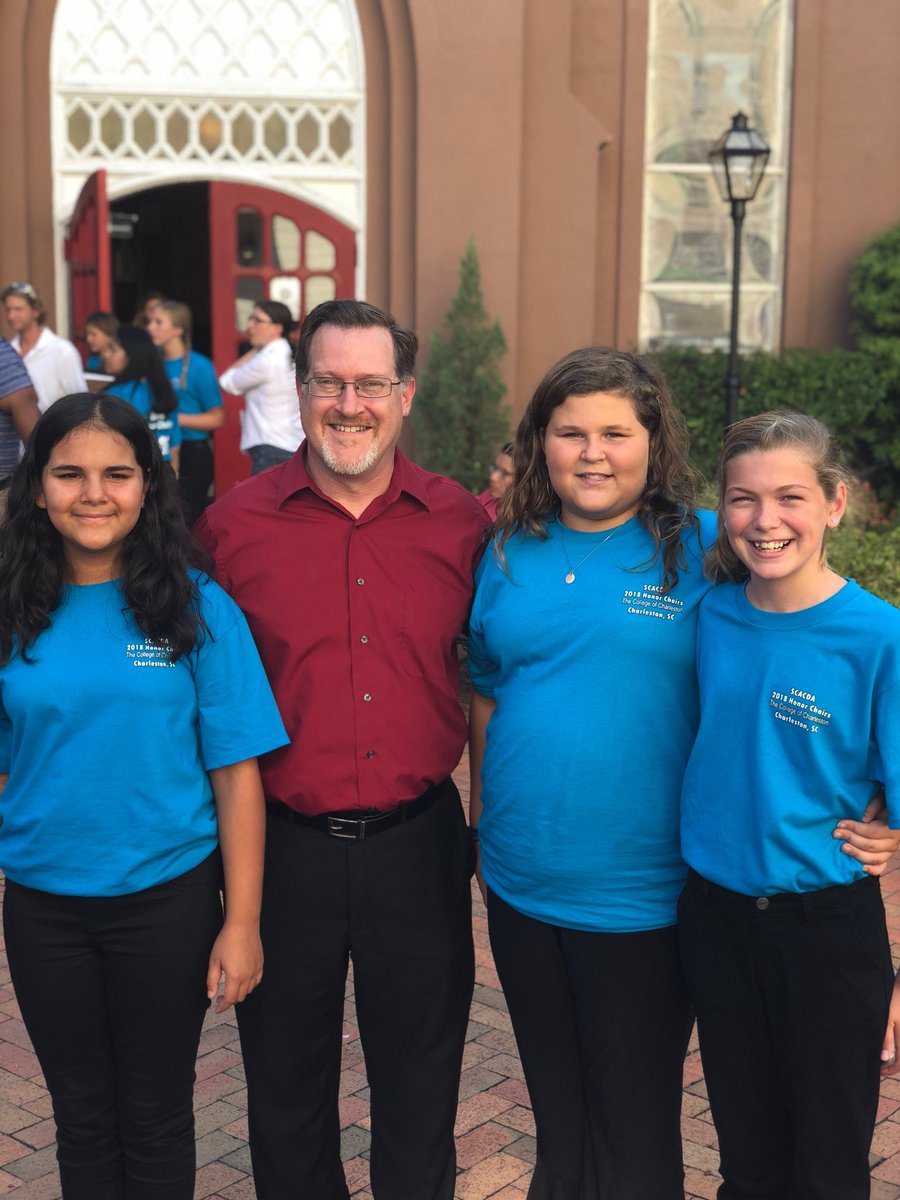 eben_t's tweet photo. So proud of these Skyhawks that were in the 2018 ACDA AllState Honor Choir this weekend. @HammondSchool @MSHammondSchool https://t.co/YqWKOVGR4b