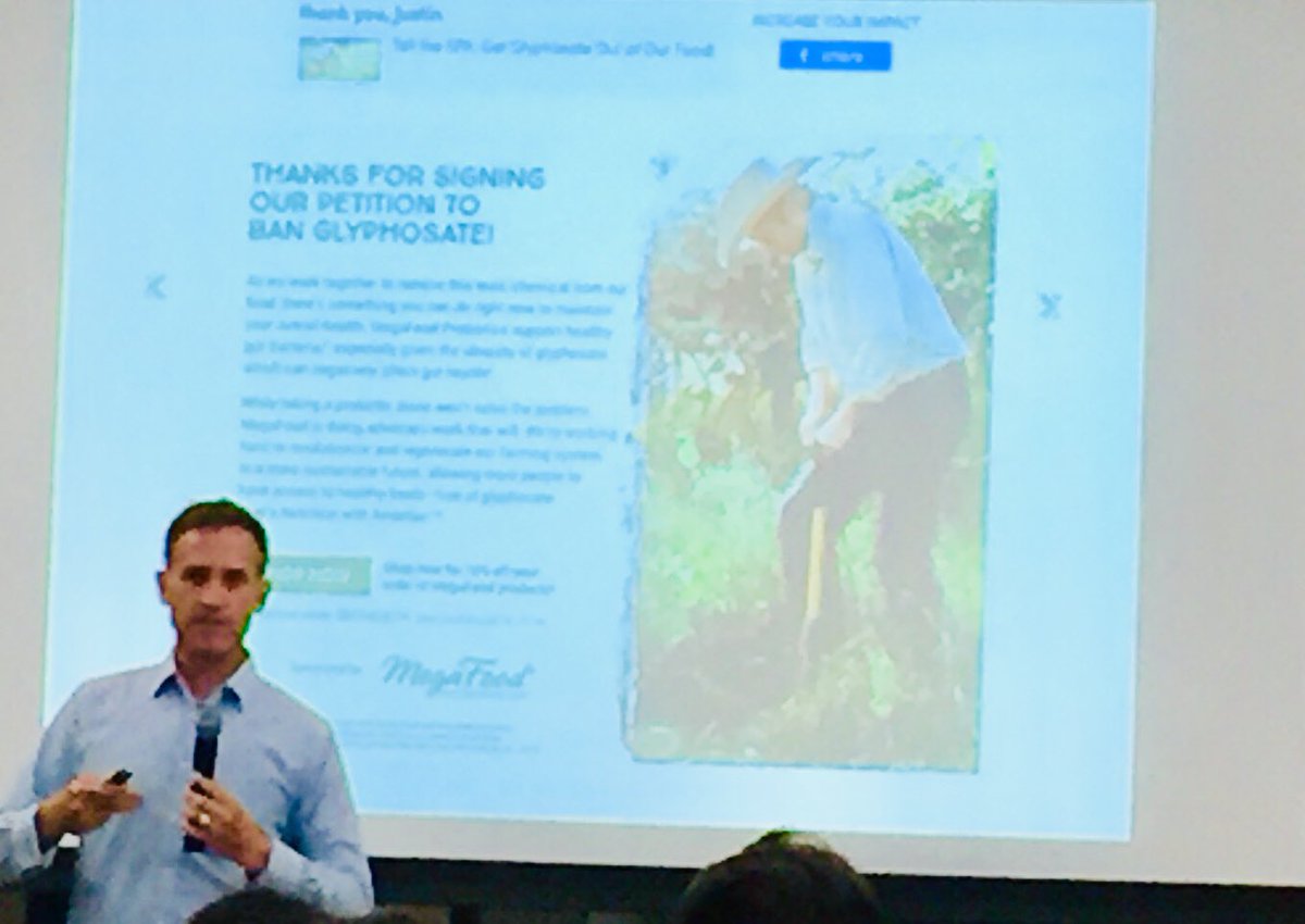 robbievitrano's tweet image. ⁦.@elperko⁩ makes case for #email to #hacknatural ⁦@NatchCom⁩ using ⁦@MegaFood⁩ ⁦@robertucraven⁩ anti-glyphosate campaign