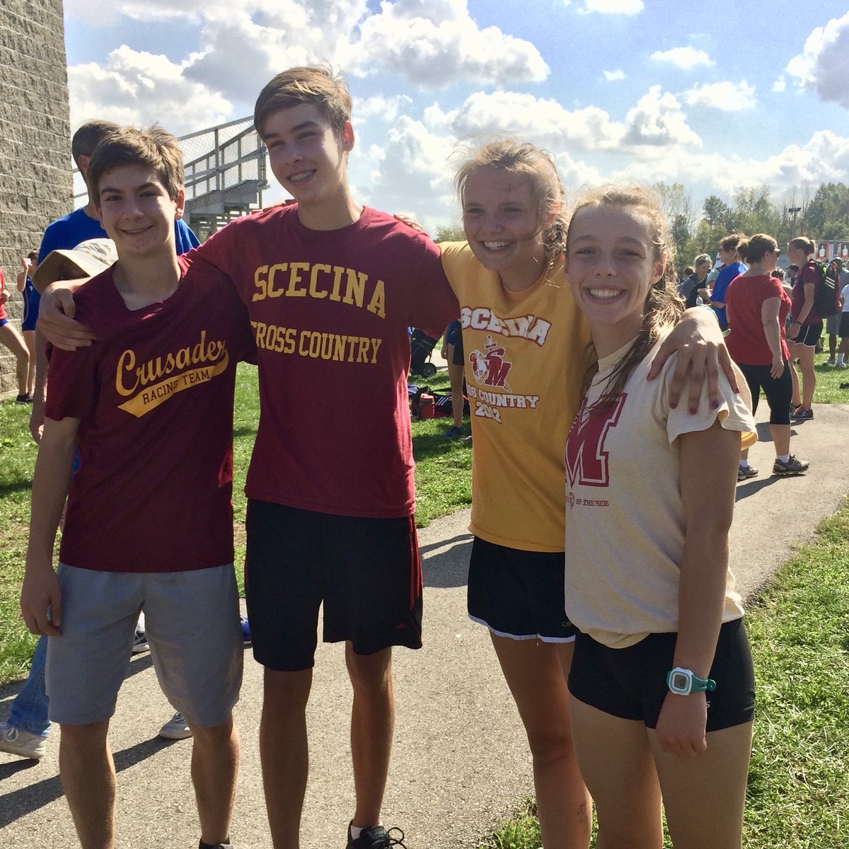 Scecina_XC_TF's tweet photo. Nice job at Sectionals. Jacob, Liam, Abby and Josie advance to Rushville Regional. #anotherweekofpractice!! https://t.co/vKw3mvLGeX