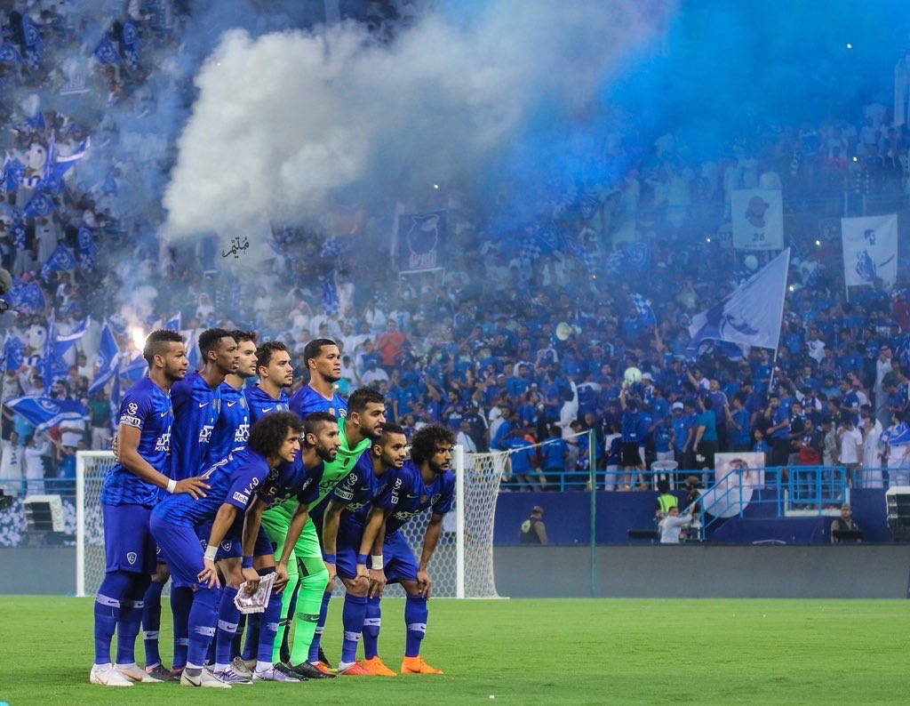 #الهلال_الزمالك
إذا فاز الهلال صمت الجميع، وإذا خسر الهلال فرح أيتام البطولات، هنا تشعر بالفخر عندما تنتمي لفريق يقهر العالم بأكمله💙