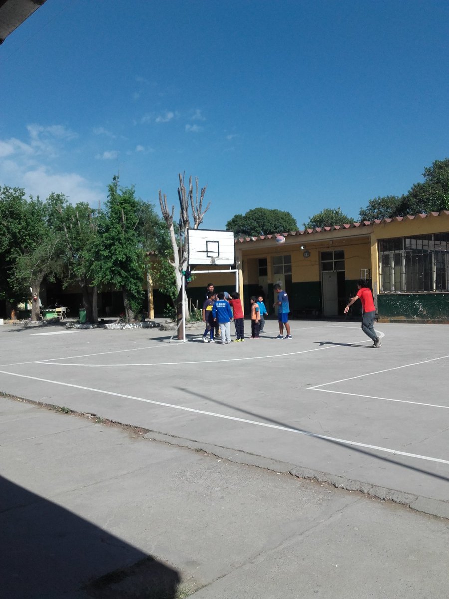 #Hoy Gran Jornada de la Familia en la EA Gauffin <a href="/fguillesaavedra/">GUILLERMO SAAVEDRA</a> <a href="/chuecocalderaok/">Claudio Caldera</a> <a href="/artydance23/">Gilda Rodríguez</a> <a href="/AlancayDel/">CAROLINA ALANCAY</a> <a href="/jnbejarano/">Nicolas Bejarano</a> <a href="/AguirreCecilia5/">Aguirre Cecilia</a> <a href="/romyalancay/">Romina Alancay</a> <a href="/hatsepsut70/">ANGELA MARTINA</a> <a href="/SDelCastilloNoe/">Nohe 🦋</a>