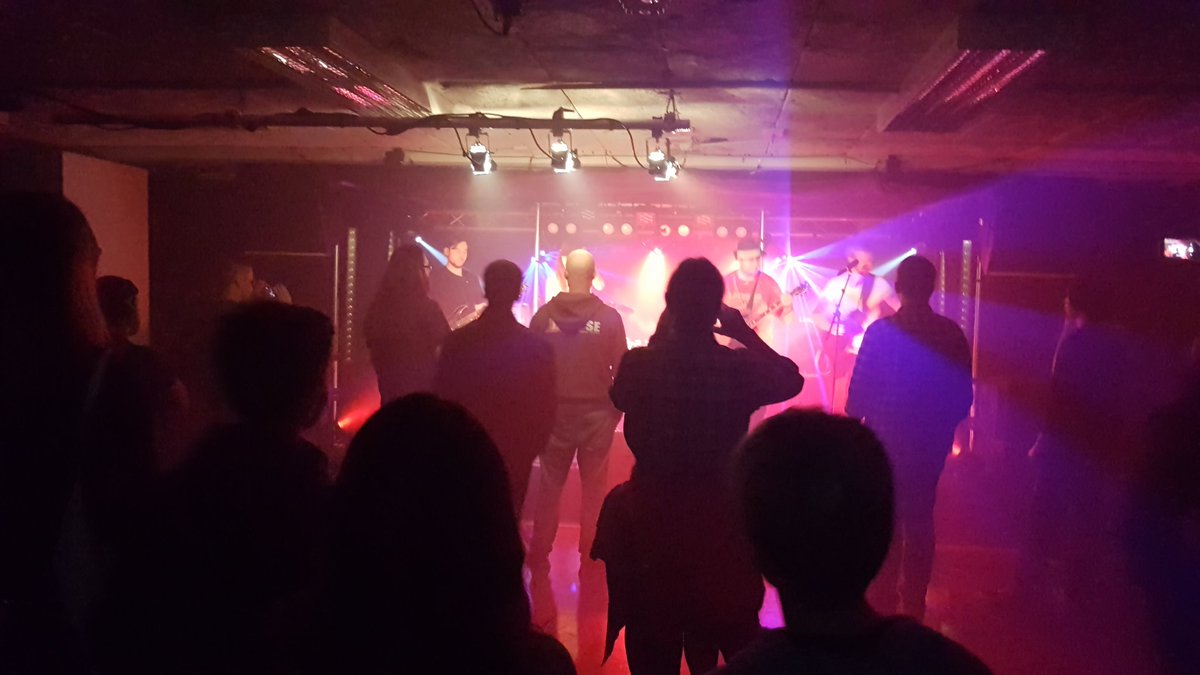 Då var årets Lidingö Rock igång. 7 band gör upp om en Finalplats.