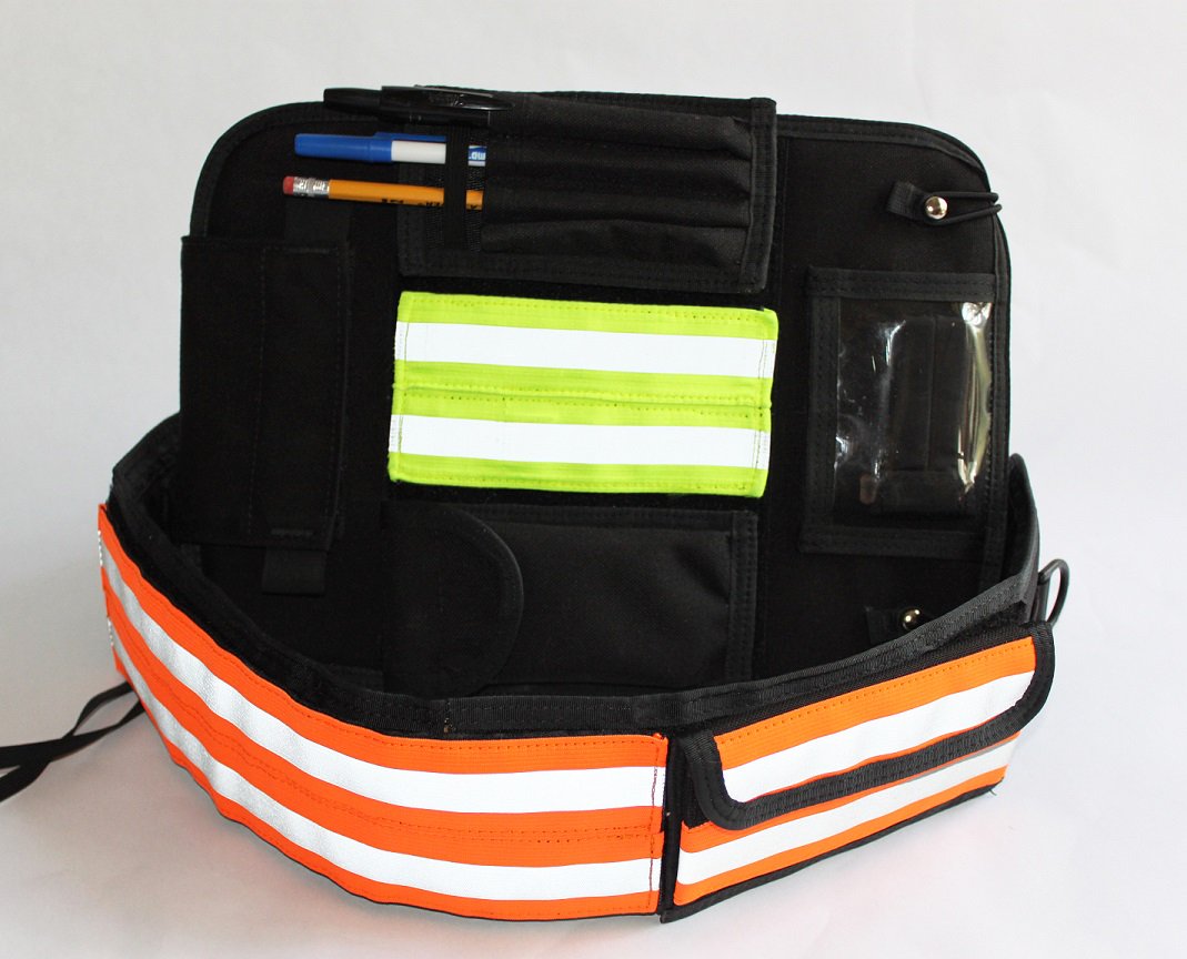 ibackflip's tweet photo. The Foreman's all about safety first with our interchangeable reflective module swatches! We hope your weekend is LIT 🔥⚡️ #workgear #worksafety #construction #building #architecture https://t.co/VVD8xhMH7m
