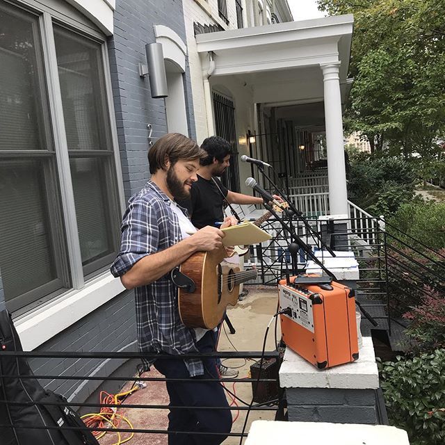 Setting up....on a porch. ift.tt/2zWfdvd