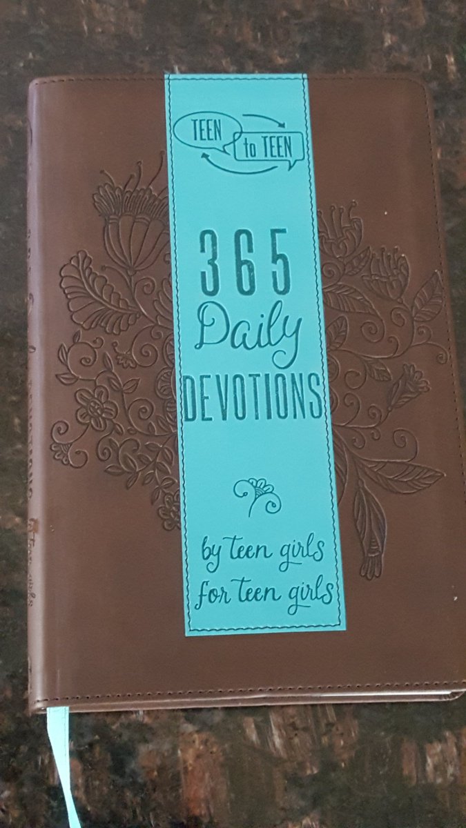 DrCrowder_CFISD's tweet image. Reading, Writing and Arithmetics before Martial Arts..Her choice, my heart! All arts are celebrated and practiced. (Even on the weekends) #BeIntentional #EncourageLearning #EncourageMovement #MasterAll