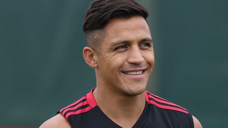 MistaShellShock's tweet photo. All Hail this man and he’s done it in #JOSETIME #MUNNEW https://t.co/wbh3OjEM3o