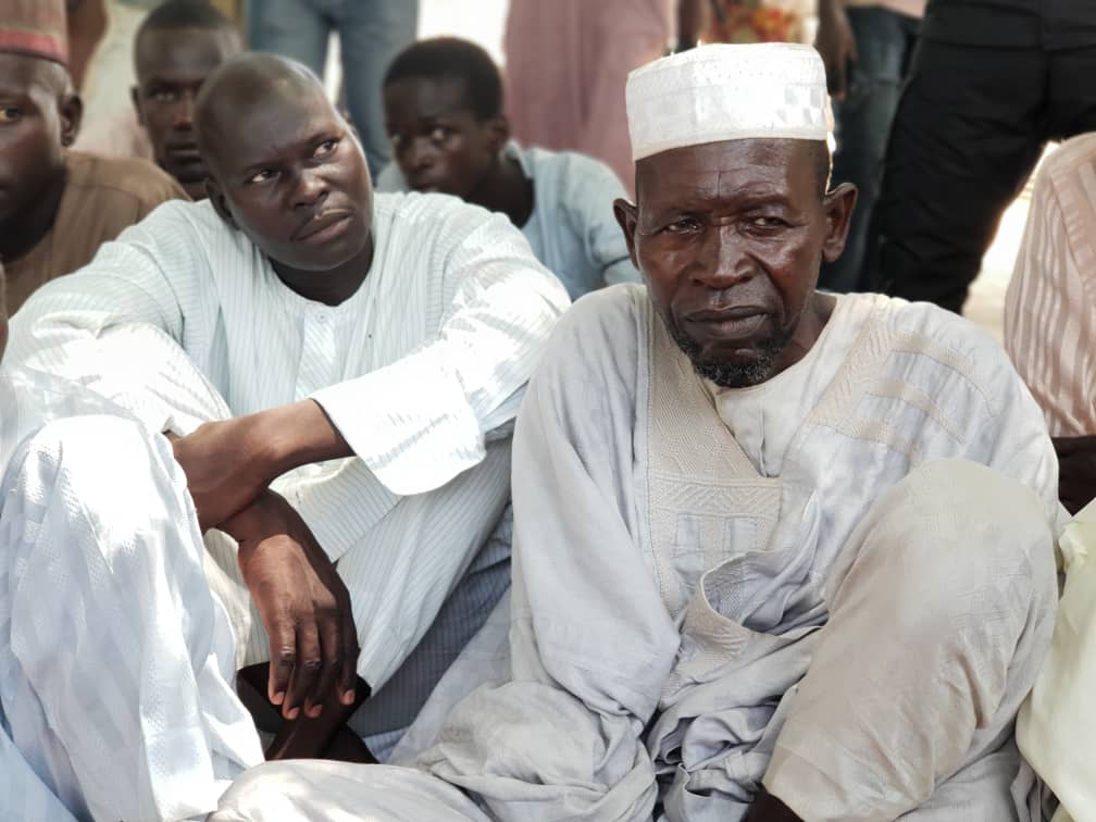 UNReliefChief's tweet photo. These displaced farmers used to own land or work in co-ops, growing crops &amp; feeding their families. 

Insecurity in N-E #Nigeria put an end to that. 

We must help meet their immediate needs and support recovery of their livelihoods. https://t.co/DdTVWwAQ2H