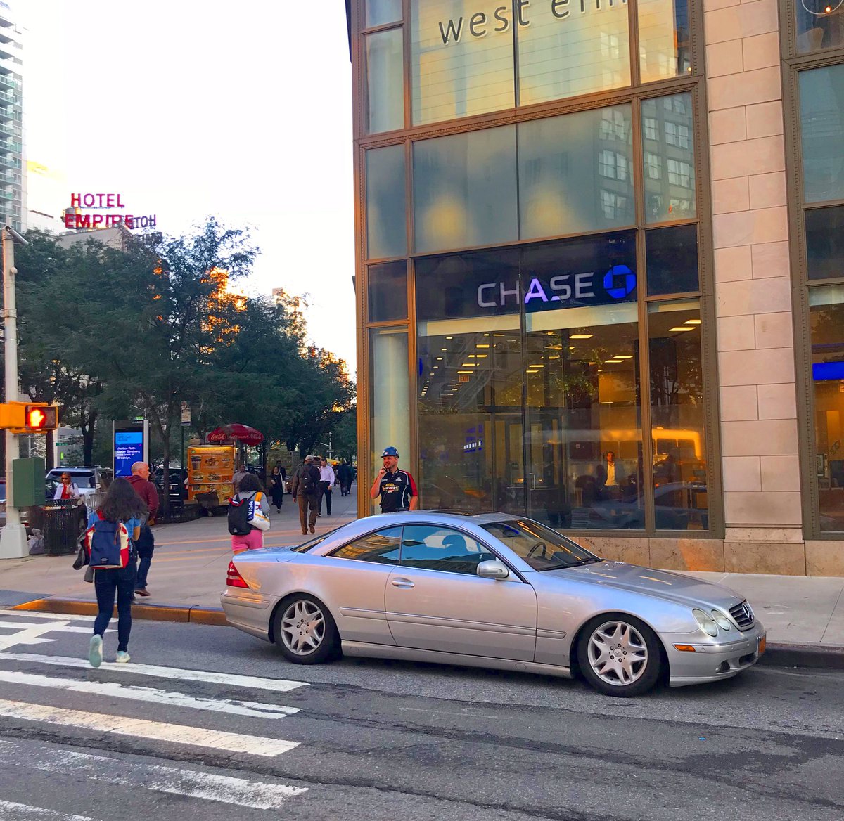CarsofBrooklyn's tweet photo. Mercedes https://t.co/BuEl0Xcct8