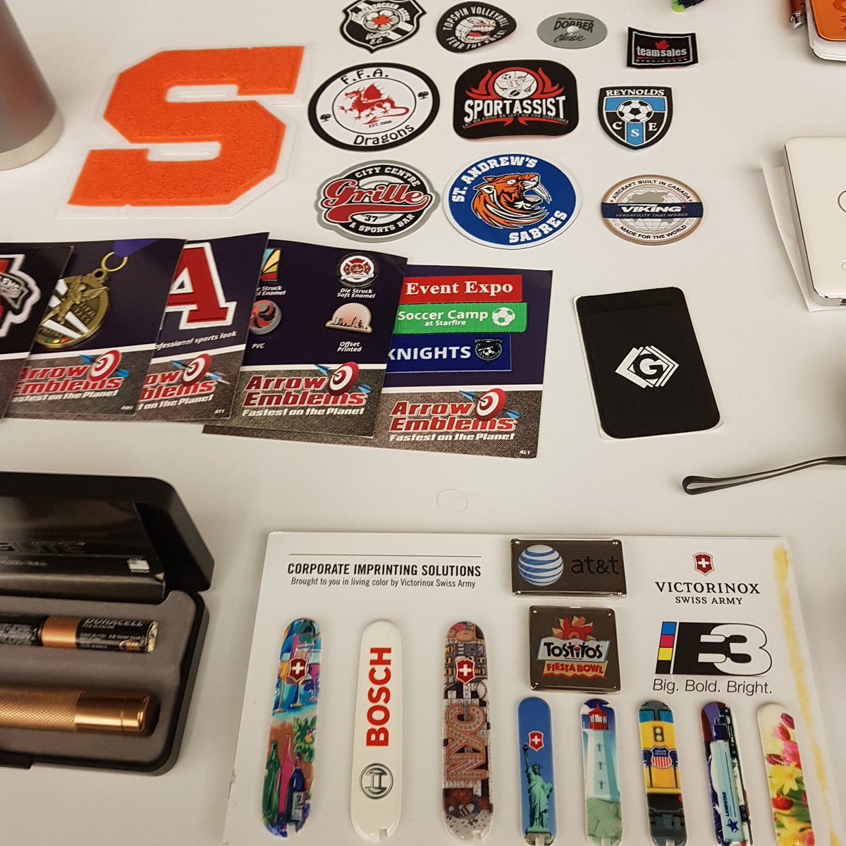 VictoriaMarathn's tweet photo. Come visit Bill at the @TeamSalesVic booth and check out all the great custom #swag that they can make for you, from caps to water bottles to socks and much more https://t.co/1Xx66iM2Hf
