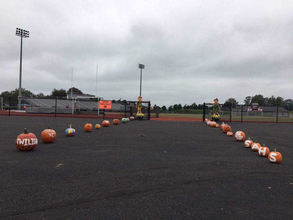 SAHS_GirlsXC's tweet photo. All set for our Twilight Invitational today! #soudertonxc https://t.co/PBCnQlcWq2