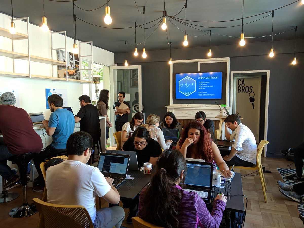 nodeschoolstgo's tweet photo. ¡Aquí estamos con el @nodeschool de Santiago! ¿Como van por allá? @LimaJSorg @MedellinJS 👏🏻 https://t.co/sepyTd5hCX