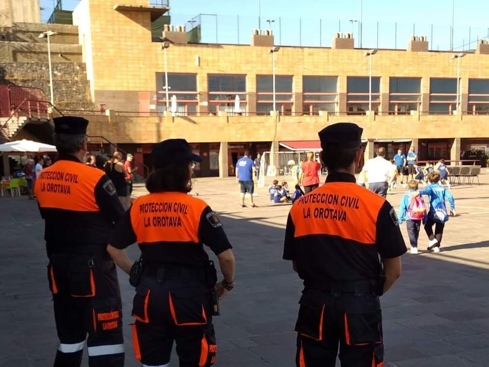 PC_LaOrotava's tweet photo. Un año más colaborando en la Infinity Sport por una buena causa.
#PichonTrail
#ProtecciónCivilLaOrotava https://t.co/qVroBxFGnr