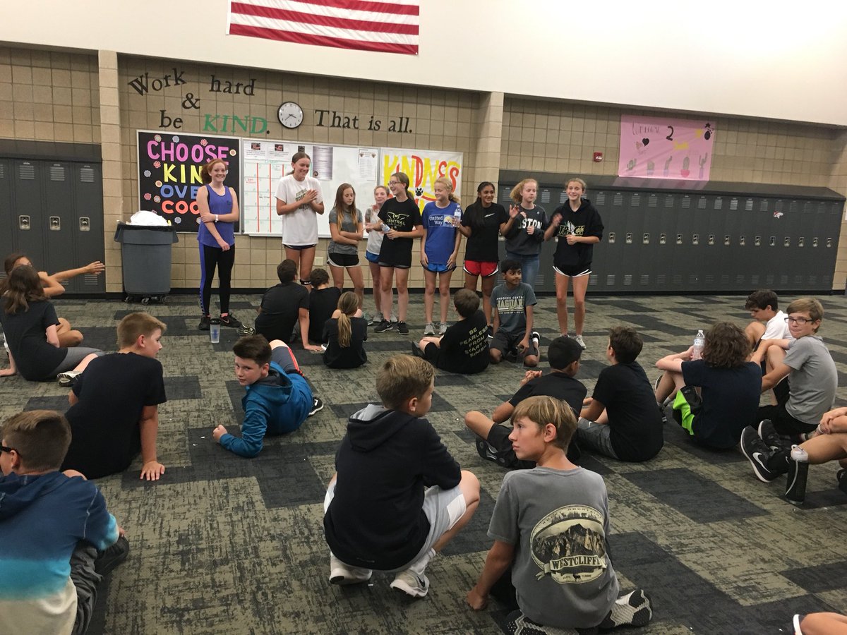 ACMS_XC's tweet photo. One of our XC traditions is that the last two days of practice are led by the 8th graders! We have some leaders in this group! #ACconnect #ACMSjagpride https://t.co/WV1GePMDNo