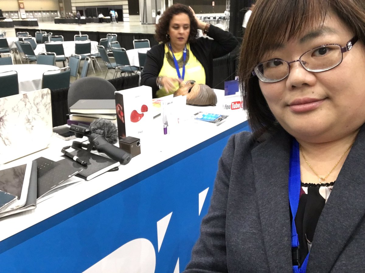 emwhyng's tweet photo. At the #PMIcon18TechBar https://t.co/dHtiFMYy2p