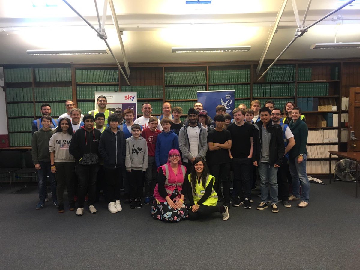HackManchester's tweet photo. Day 1 @hac_100 FIRST #Leeds #YouthHack \o/
@leedslibraries @BJSSLtd @SkyUK π
Thank you for helping us bring this event to Leeds π€π» π
#HackMCR #LeedsHack #HackMCRJNR https://t.co/1mRAhbMOKF