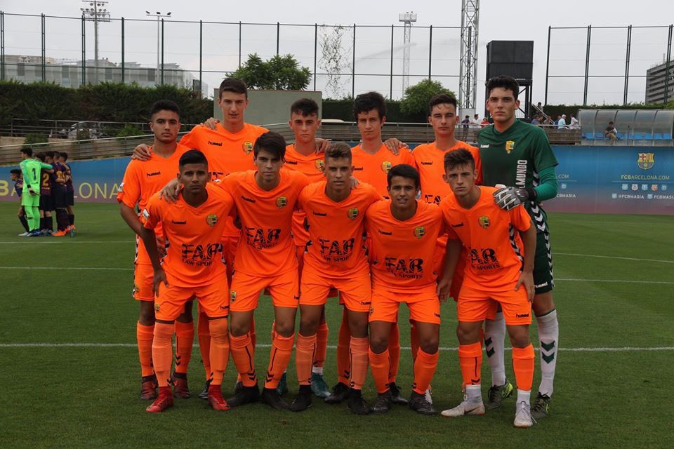 didacgordilss17's tweet photo. Moments molt durs per tots nosaltres pero ens aixecarem n’estic segur! Aquests grup es mereix molt mes i treballarem per aconseguir-ho fins els final! 💪🏻⚽️@UELlagostera @LigaNacional7 https://t.co/hV6iyobuVw