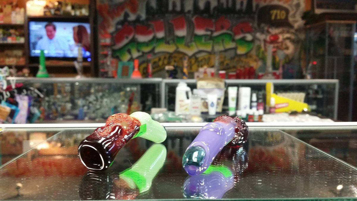 RollersGallery's tweet photo. Halloween is right around corner come into Rollers to check out these and many other spooky items including pendants, Chillums, pipes, and dabbers #420life #localartist #420lifestyle #420girls #localartists #localart #instaweed420 #instaweed #Cannabis #weed https://t.co/WlzrxQLgtw