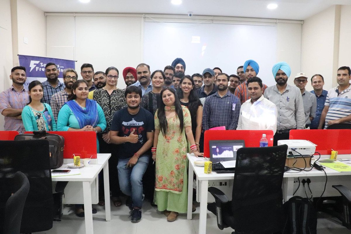 AskGauravNanda's tweet photo. Success with Freelancing ( SWF) third event in Chandigarh - A big Hit !
Gaurav Nanda shared top Bidding Strategies and how to win projects from platforms like Freelancer and Upwork. Some stills
#Freelancers #freelancetips #freelancer #freelanceevent #upwork #SWFCHD3 #biddingtips https://t.co/OKks4h77wz
