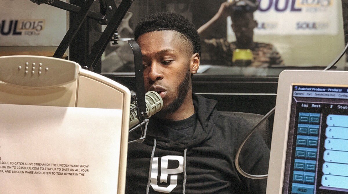 stuholt_'s tweet photo. S/o to @soul1015cincy for having me on their Class In Session radio show this morning. 

We talked about entrepreneurship &amp; @UnderPressureTV but we also got the chance to talk about mental health. Very grateful for the opportunity. https://t.co/Lc3XO5ekh2