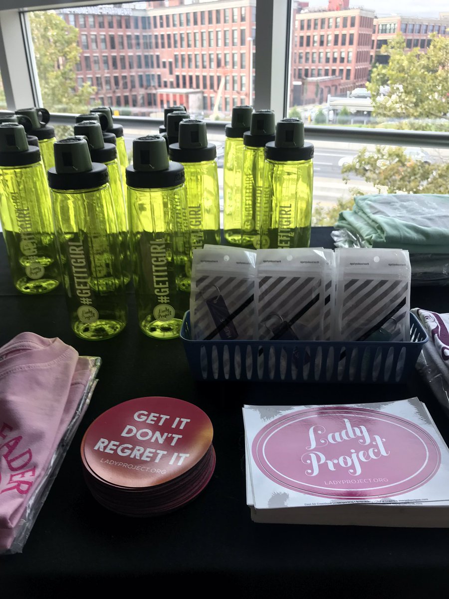 ladyprojectorg's tweet photo. Attention #LadyProjectSummit attendees! Donโt forget to stop by the shop for the #flashsale- spend $30 + get 30% off!! https://t.co/GxHTEFjTxv