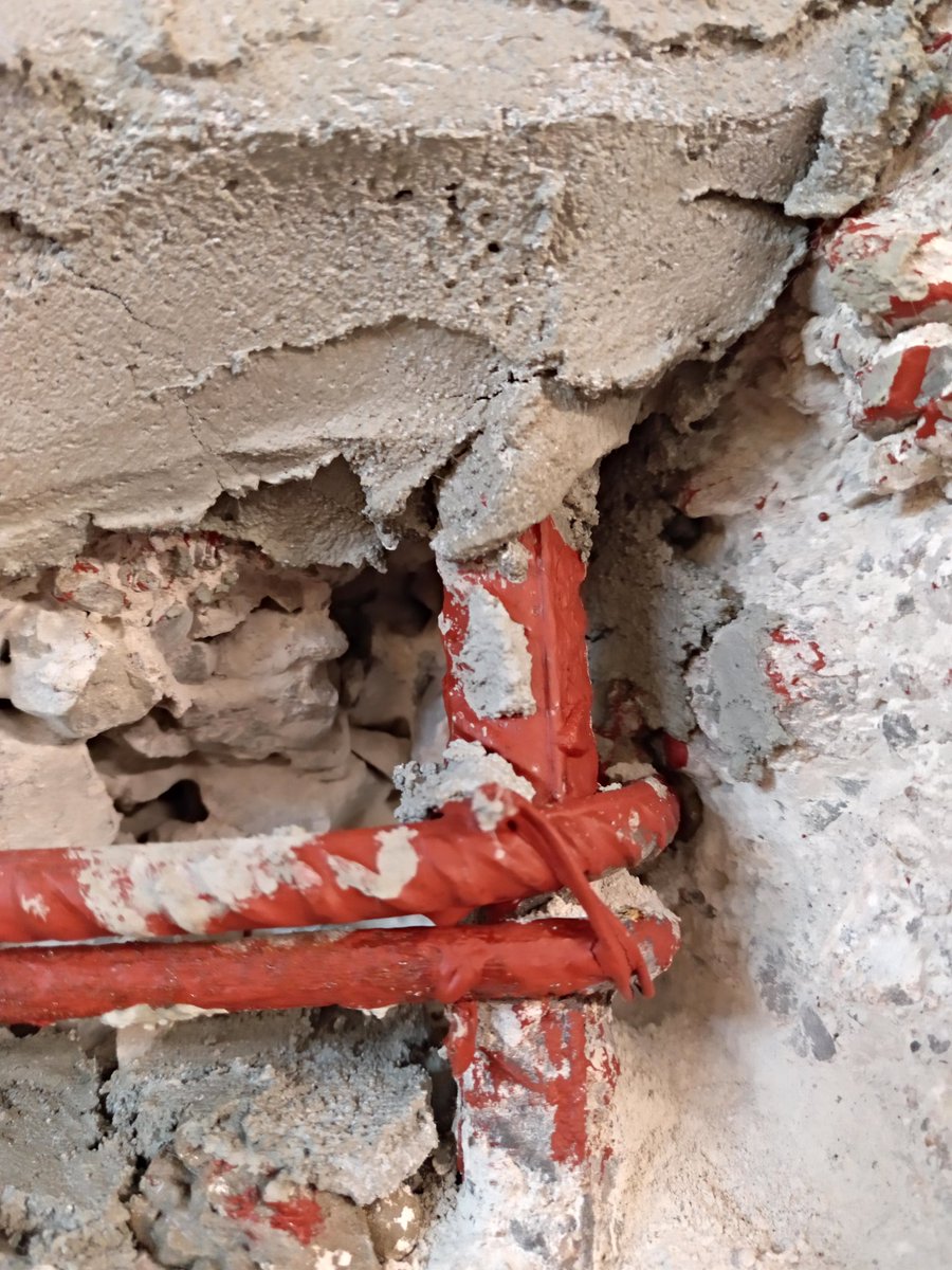 RColladoGECOL's tweet photo. #Pasivar o #No ... @GECOLoficial siempre recomienda hacer las cosas bien y en este caso, por supuesto que #Si se ha de pasivar una #armadura de #hormigon . Hoy he visto una #reparacion con #GECOL #Pasivador y #ReparatecR4 #architecture #Felizsábado https://t.co/zoThM4JHQj