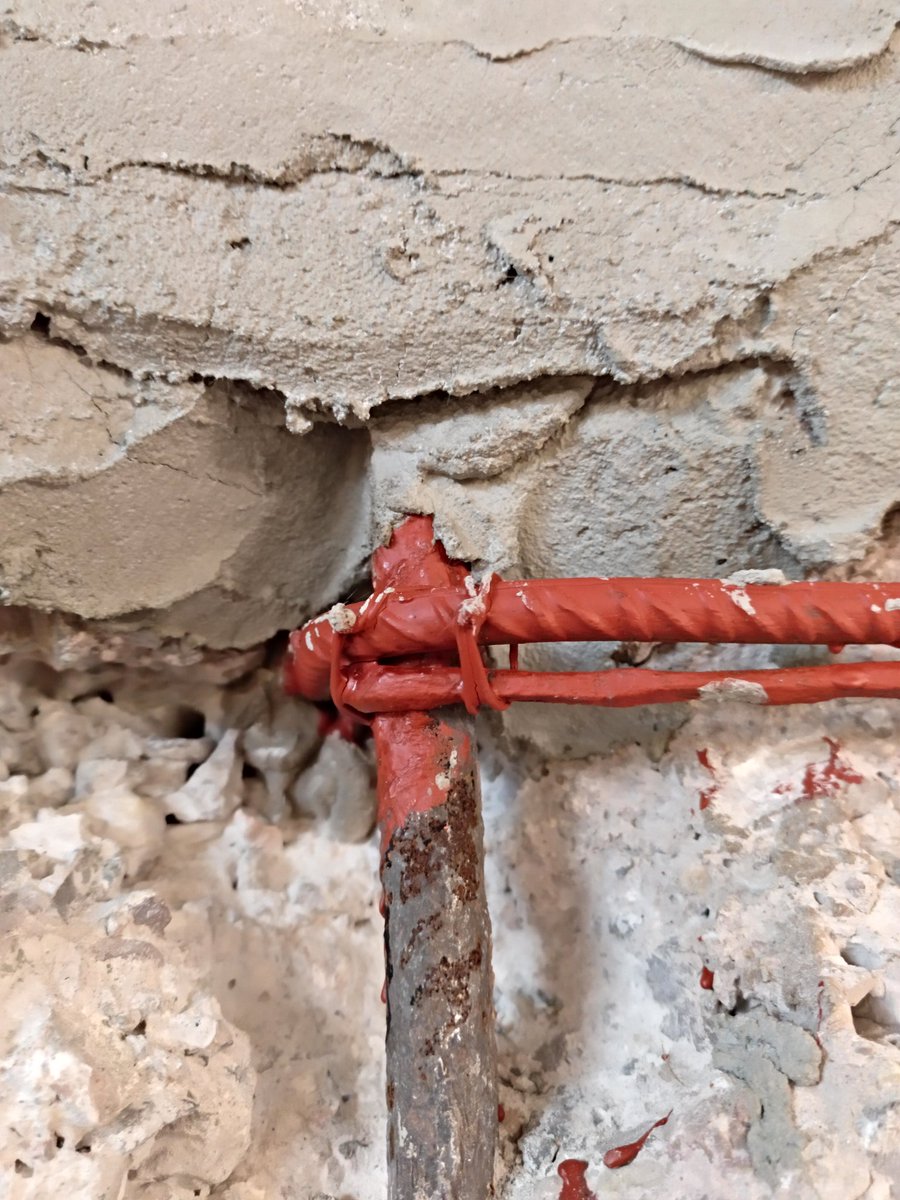 RColladoGECOL's tweet photo. #Pasivar o #No ... @GECOLoficial siempre recomienda hacer las cosas bien y en este caso, por supuesto que #Si se ha de pasivar una #armadura de #hormigon . Hoy he visto una #reparacion con #GECOL #Pasivador y #ReparatecR4 #architecture #Felizsábado https://t.co/zoThM4JHQj