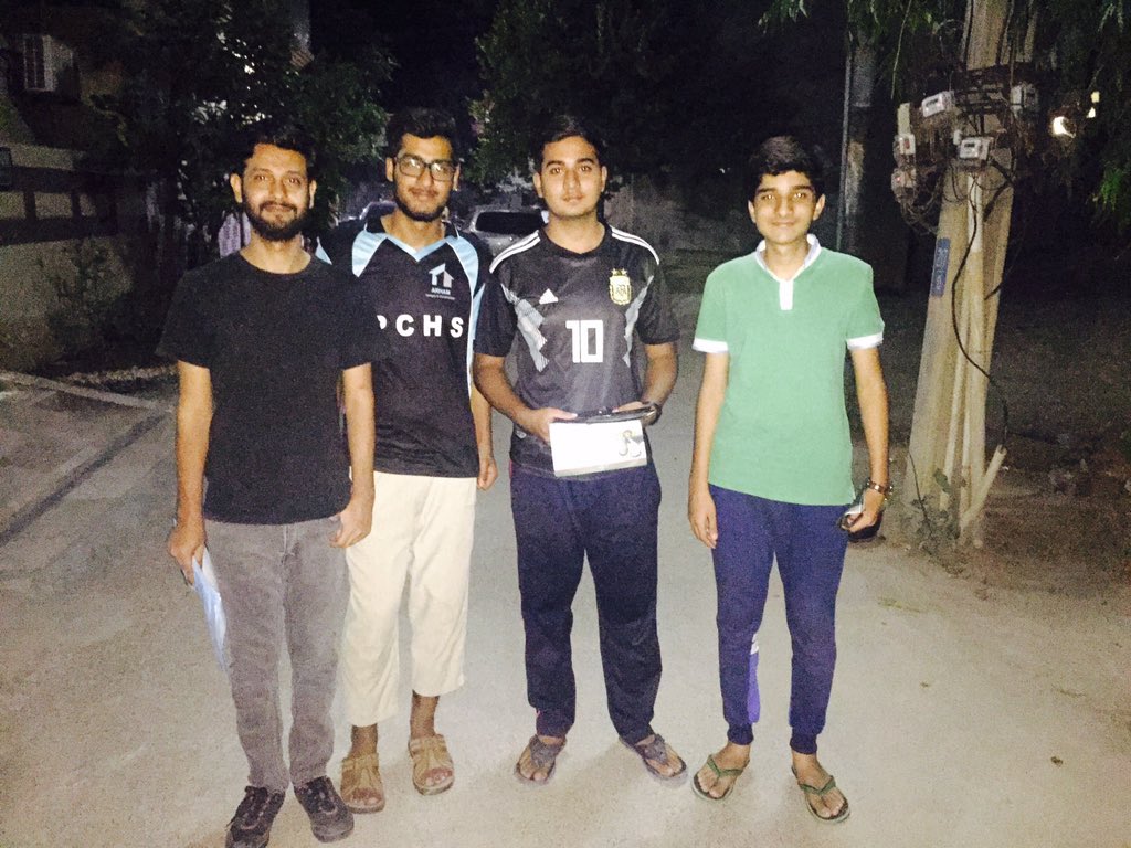 ZahidNabiGill's tweet photo. #NA131 Khan ka 💕
Door to Door to compaign at Pchs Lahore Cantt #Ward8 @HumayunAkhtarK #14Oct2018 https://t.co/c7lYT2LvAe