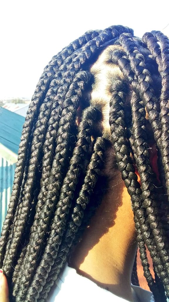 itu_mellowbeyo's tweet photo. Ladies, who am i braiding next??😊
Make an appointment-0791605099
#GirlTalkZA https://t.co/sbBWtyiLjH