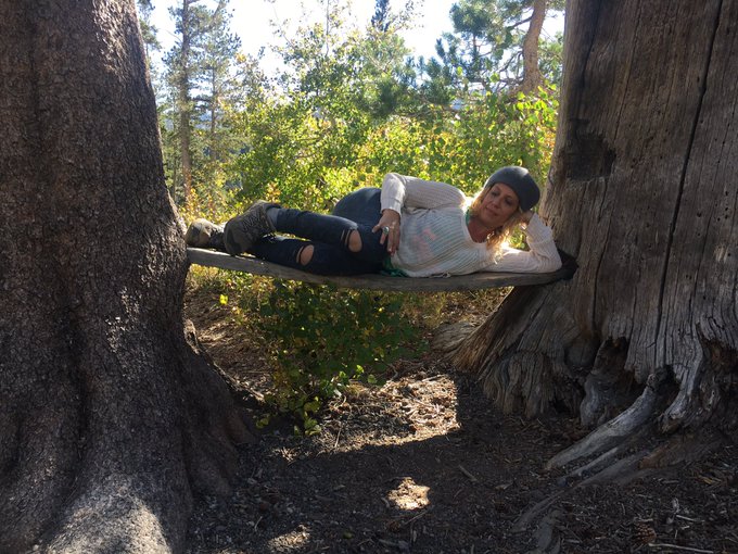 I love the mother...earth that is. #treehugging #yogagirl #naturelovers https://t.co/r7IteMJaNy<a href="/tag/treehugging"class="tags">#treehugging</a><a href="/tag/yogagirl"class="tags"><span>#yogagirl</span></a><a href="/tag/naturelovers"class="tags"><span>#naturelovers</span></a>