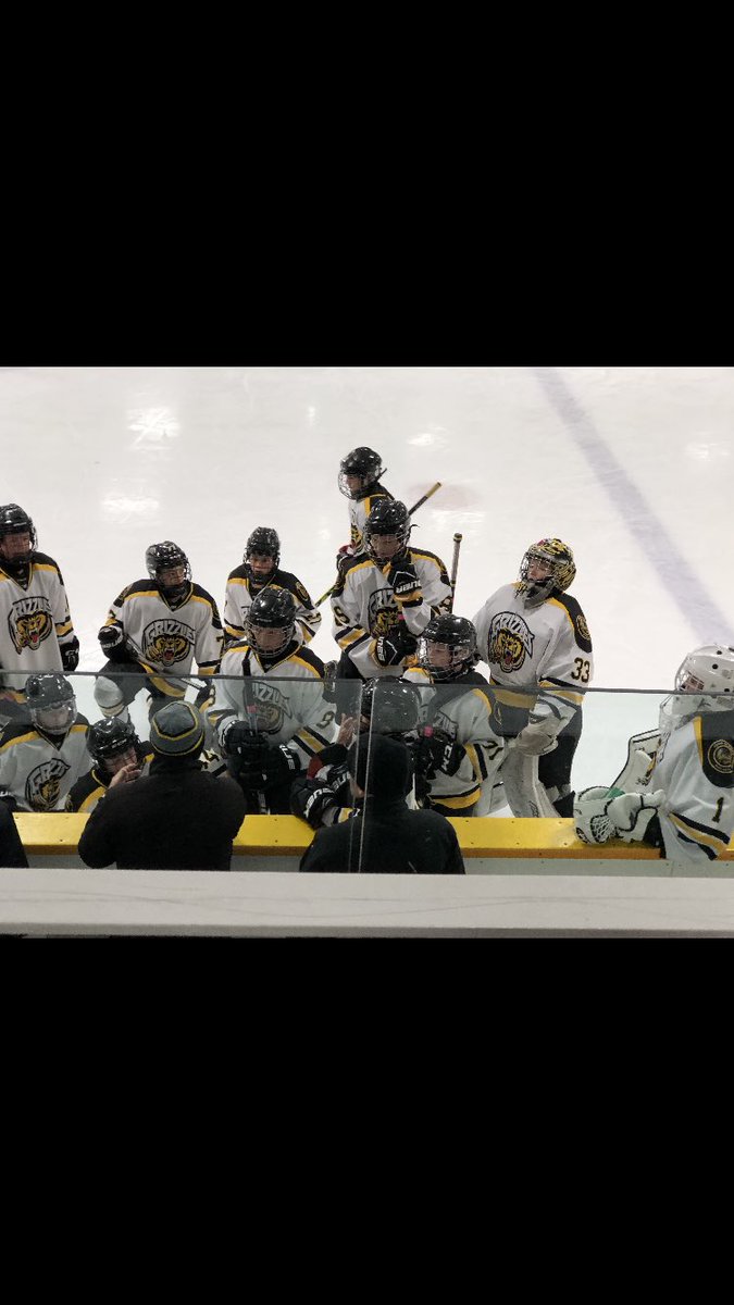 JDFpeeweeA1's tweet photo. The team dug deep this morning, battled through some adversity and earned a 5-2 win over Langley @bwchockey https://t.co/o0ZEsxM91B