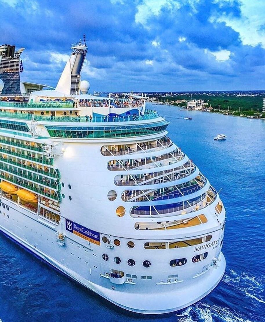 jadreamcruise's tweet photo. Come party with the Caribbean's hottest on the #DreamWeekendCruise We can't wait to have the #DreamWeekend experience on board the Royal Caribbean Navigator of the Seas as we hit awesome destinations like Miami, Nassau and Montego Bay! Visit https://t.co/76XVH6UwqA  to book now! https://t.co/CSAYTxvv6L
