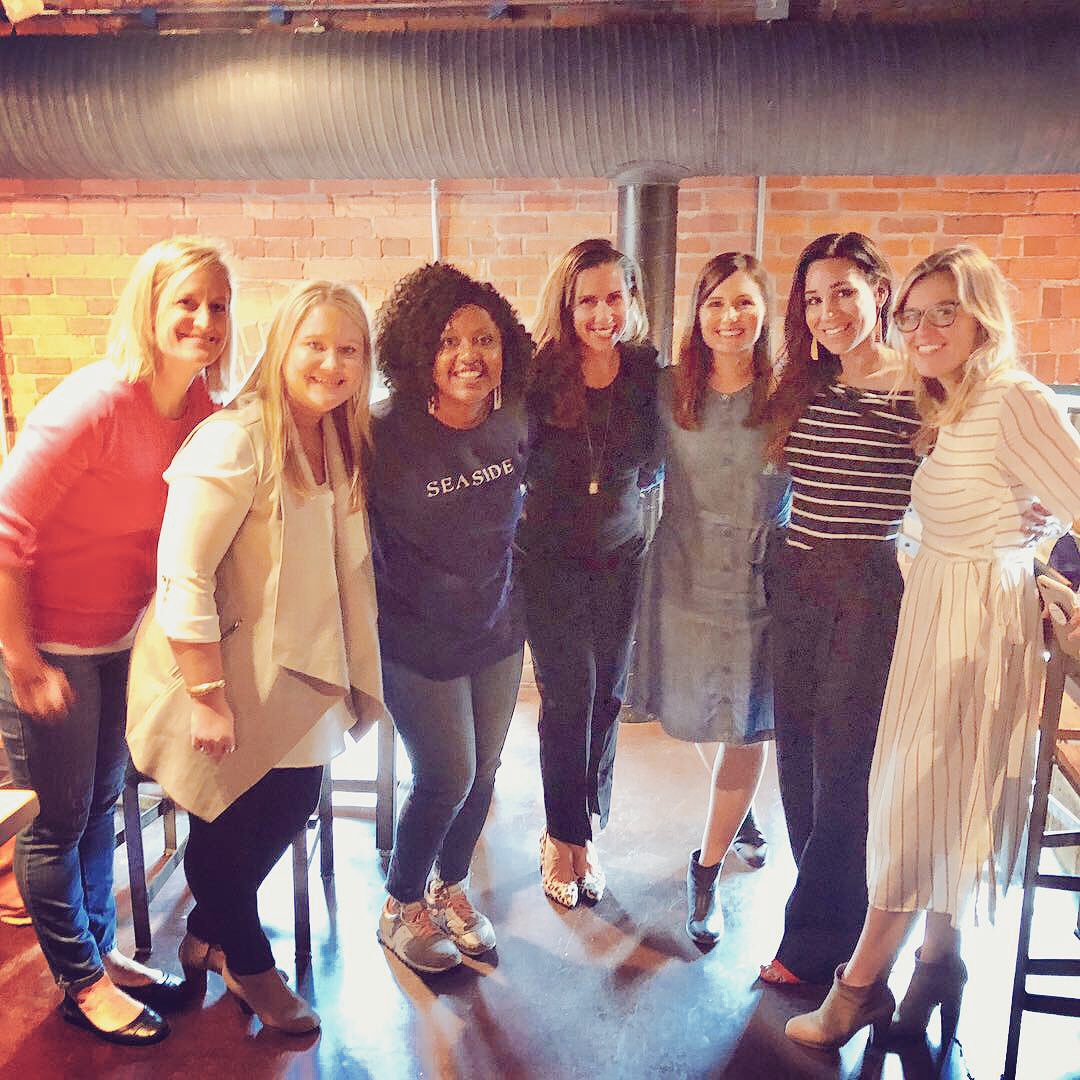 alwaysdreambig's tweet photo. Counter Essentials in Columbus is done!! I am so lucky to live in a state of smart buckeyes making safe beauty choices! O-H -.... 
Let’s work Q4... ♥️ #midwest #columbus #quarter4 #betterbeauty #countertraining #beautycounter #holidayshopping #skincare #makeupmuse  @ Vue Columbus https://t.co/lQ8qQfq61E