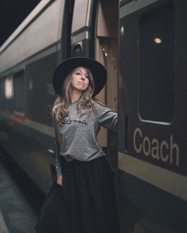 emilylew's tweet photo. Au Re’voir Seattle. Onto Portland via the cutest mode of transportation. 🚂 .
.
.
.
.
.
.
.
.
#dametraveler #someprettything #abmlifeisbeautiful #alittlebeautyeveryday #alittleobsessed #portland #kingstreetstation #seattlephotographer #traintravel #stylebloggerstyle #fashionb… https://t.co/1zWSJyLbHz