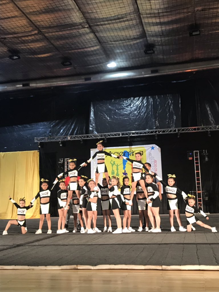 ArgCheerOpen's tweet photo. Escuela de danza #GabrielaLudueña, #CandyTeam https://t.co/Z9rEdWcshK