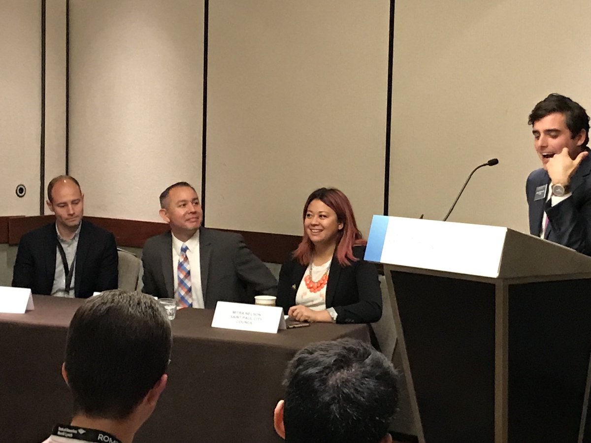 mitrajunjalali's tweet image. Honored to speak as an out and proud elected official at the 2018 Reaching Out MBAs conference, the world’s largest gathering of LGBTQ business students 🌈 #ROMBA2018 @romba