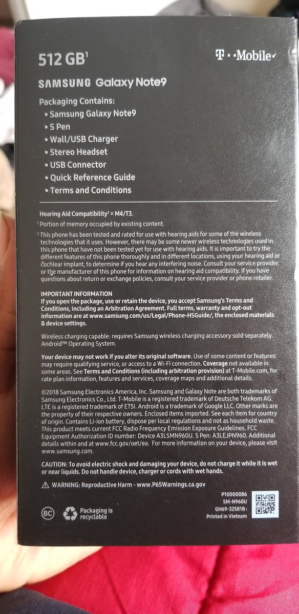 djlonewolfhd's tweet photo. FINALLY!
The @samsungmobile #galaxynote9 in #oceanblue on @tmobile in a @tech21official #evocheck case
Happy Birthday to me, now on to the @moment lenses
#ImJustSaying #samsung #samsunggalaxy #samsungnote9 #galaxy #smartphone #smartphones #tech #technology #tech21 #tech21case https://t.co/8Nq3yaohR3