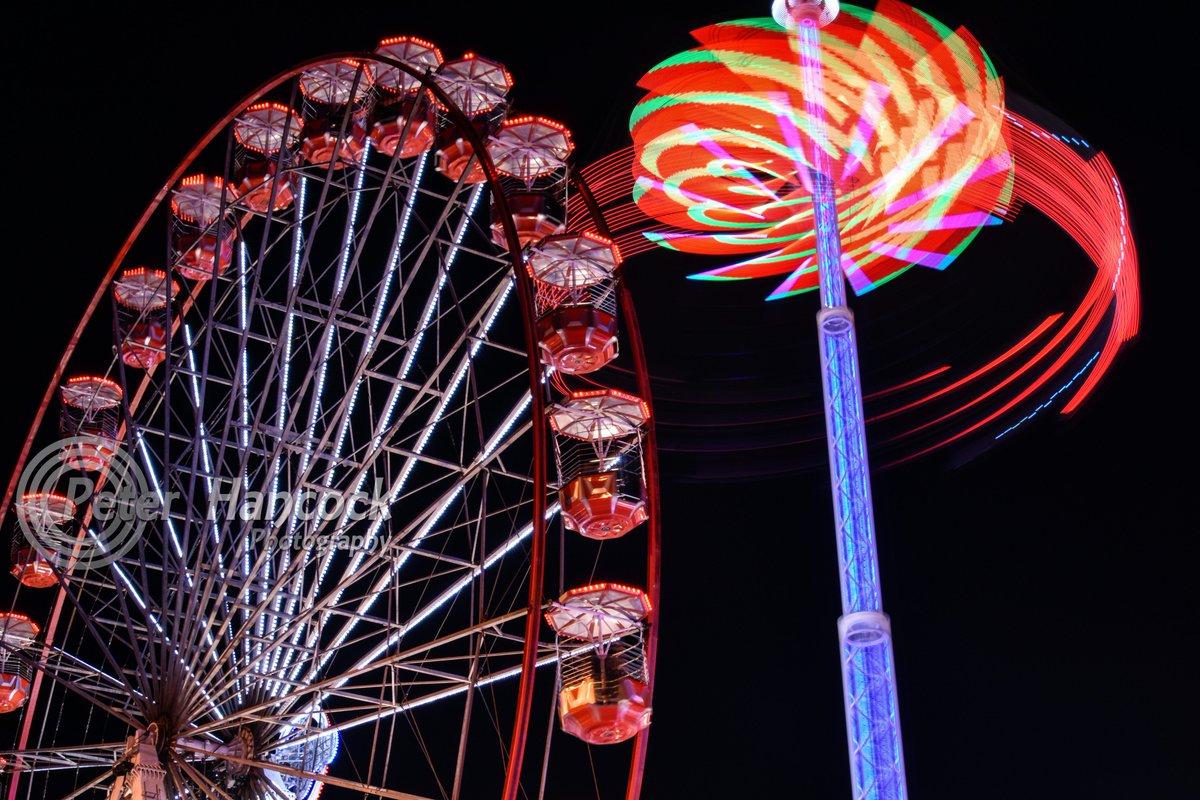 petephotographs's tweet photo. All the fun of the #GooseFair #Nottingham #funfair #Nottinghamsgoosefair #Goosefair2018 #fairground https://t.co/GwnbfAS1rS