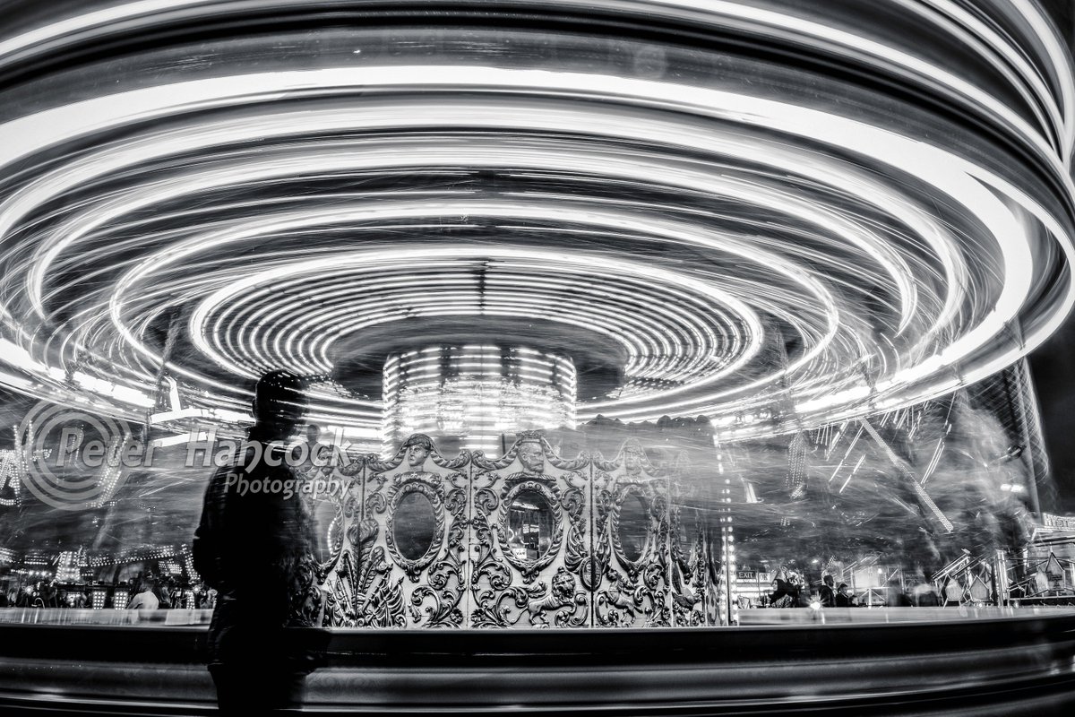 petephotographs's tweet photo. All the fun of the #GooseFair #Nottingham #funfair #Nottinghamsgoosefair #Goosefair2018 #fairground https://t.co/GwnbfAS1rS
