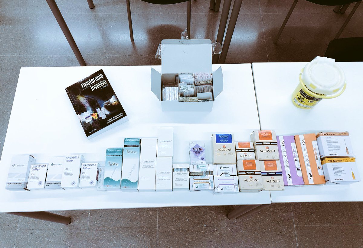 MOFI_FT's tweet photo. Agujas como extensión de nuestras manos. Comienzan las prácticas en el S1-Introducción a la #FisioterapiaInvasiva en el #MOFI7 @MVClinic @PosgradoCEU con diferentes tipos de agujas. Conoce sus características para seleccionar la mejor según la técnica y objetivo @agupunt #docsave https://t.co/zqYsaJxwl6