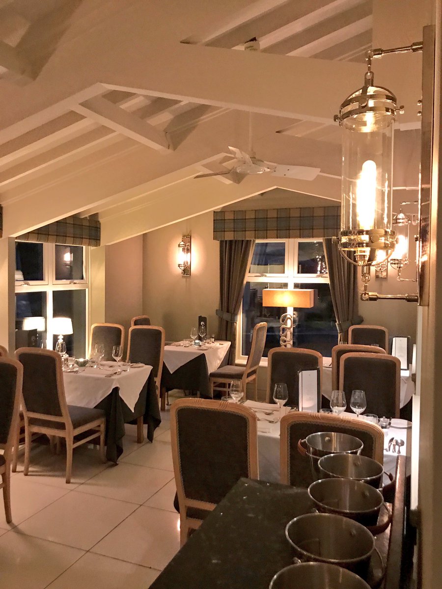 pecksrest's tweet photo. Pecks has a full Restaurant this evening for Dinner at Eight Selection of Wines and Champagne available to compliment your choices  Reserve a table 01260 275161 https://t.co/1S0GczzABB