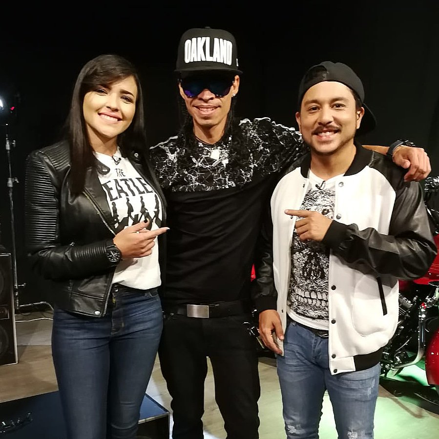 ShowTimeHn's tweet photo. Invitados de lujo en @showtimehn https://t.co/TL1vHOdjWD
