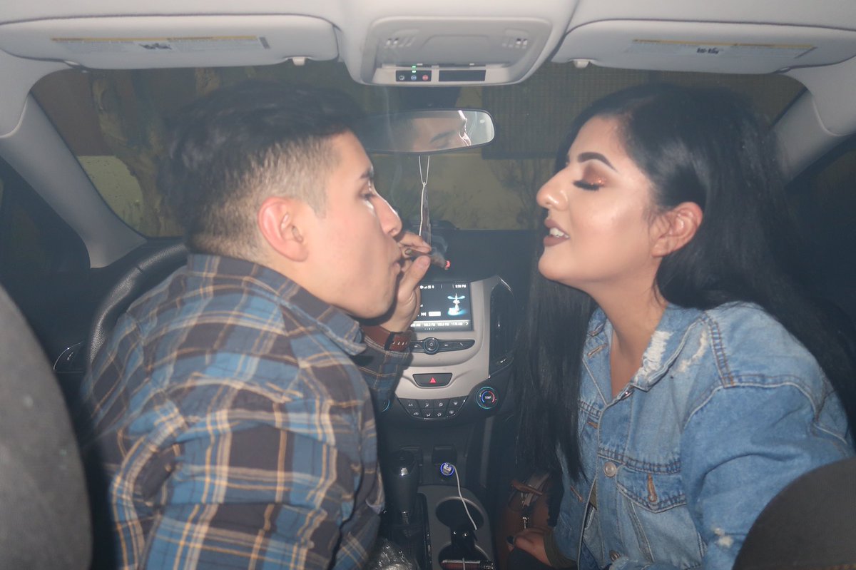 alvmarissa's tweet photo. Late night adventures w my honey π#seshhh https://t.co/Vo7QsU09jc