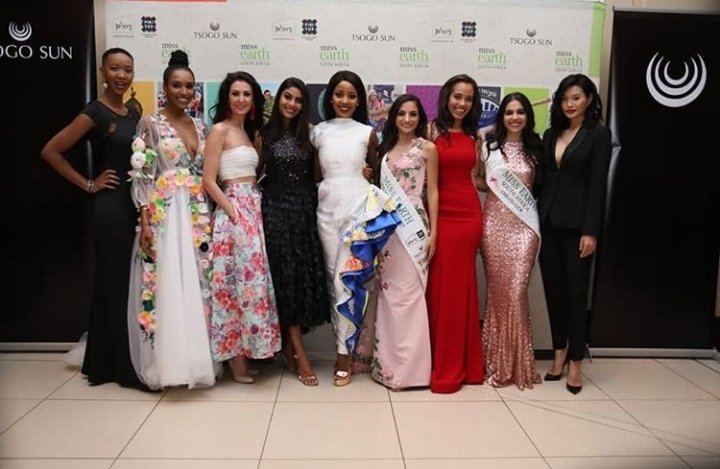 My Earth sisters tonight celebrating 15years of @missearth_sa. Tonight we will be crowing @missearth_sa 2018. #WasteStopsWithMe and you 😏