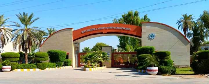 engrakeshrai's tweet photo. Mehran-UET SZAB Campus Khairpur Mir’s @MUETPK🎓 @MuetJamshoro @MehranU
Have a beautiful look❤️
3rd Year has gone.📚 #16ME https://t.co/62jdCsVgy9