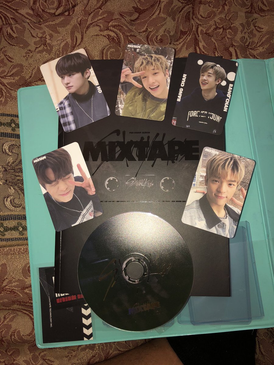 Stray Kids ( mixtape ) • 2 Chan, Minho, Seungmin and Woojin PCs