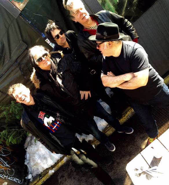 popcatastrophe's tweet photo. The Heritage Radio All Stars – Arts & Seizures, Brooklyn, NY (March 19, 2017)
Download / Stream Here
Part 1: https://t.co/i8a2svUSAU
Part 2: https://t.co/K8WAJ6y2fF
#RobK #RobKennedy #BobBert #JonSpencer @Shove_Records #PeterZaremba #MikeEdison @mrmikeedison @Heritage_Radio https://t.co/OurIB5EH1H