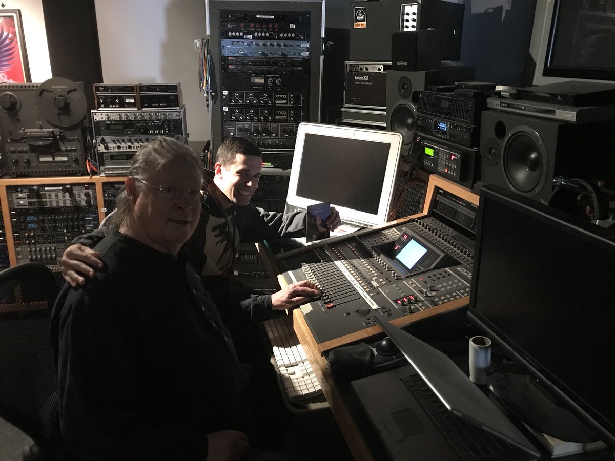 ImoveCar's tweet photo. A wonderful visit with John Neff in his studio in Portland. He’s incredibly talented and has had an amazing career. 
He’s currently working on the film @LosingAddison, starring the incredible @sherilynfenn1. It’s going to be stunning, check it out! 
@TwinPeaksUnwrap https://t.co/17QavFmO3x
