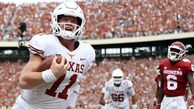 KXAN_News's tweet photo. LONGHORNS WIN!!! 🤘 https://t.co/BxyBIqjf7a https://t.co/uKImFEOPwS
