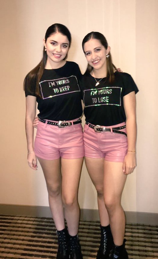 latinslovertour's tweet image. Latin Swifties CARI &amp;amp; PATY are so ready for #repTourArlington night 2! Cari traveled all the way from Switzerland &amp;amp; Paty from Mexico! 🇲🇽🇨🇭✈️ Go find them in Sec 121 Row 9 Seats 7 &amp;amp; 8! 🙌🏻
@taylornation13 @taylorswift13 #LatinSwiftiesOnRepTour