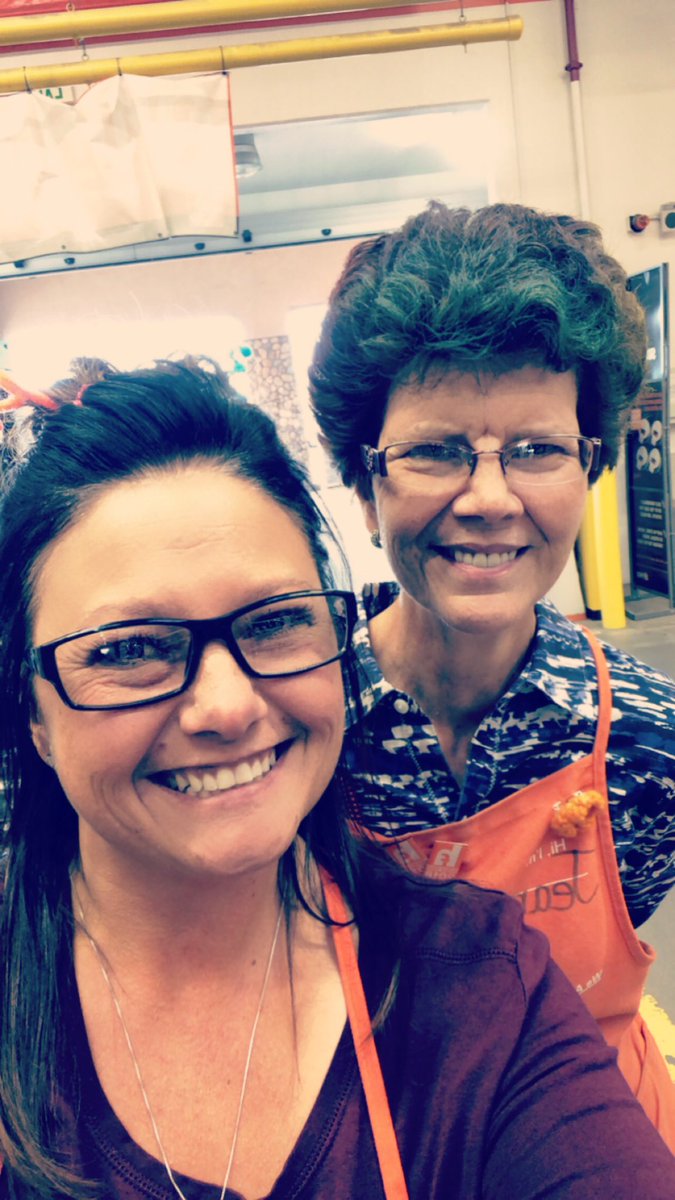 WraeM's tweet photo. More crazy hair! #THD1541 @ChasingAutumn22 @chad_morris1414 @CJDerby79 @DonnaWhisman1 @LadyofTHD @PabstBen @AndyDHRM #WhereIsRico https://t.co/BWRE1hgQ7I
